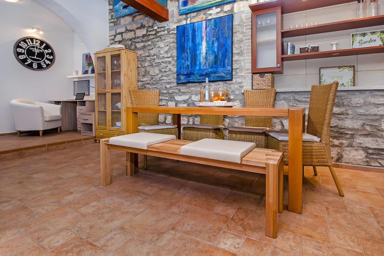 "Art House" Rovinj-Holiday, Holiday Home To Rent Ровинско село Екстериор снимка